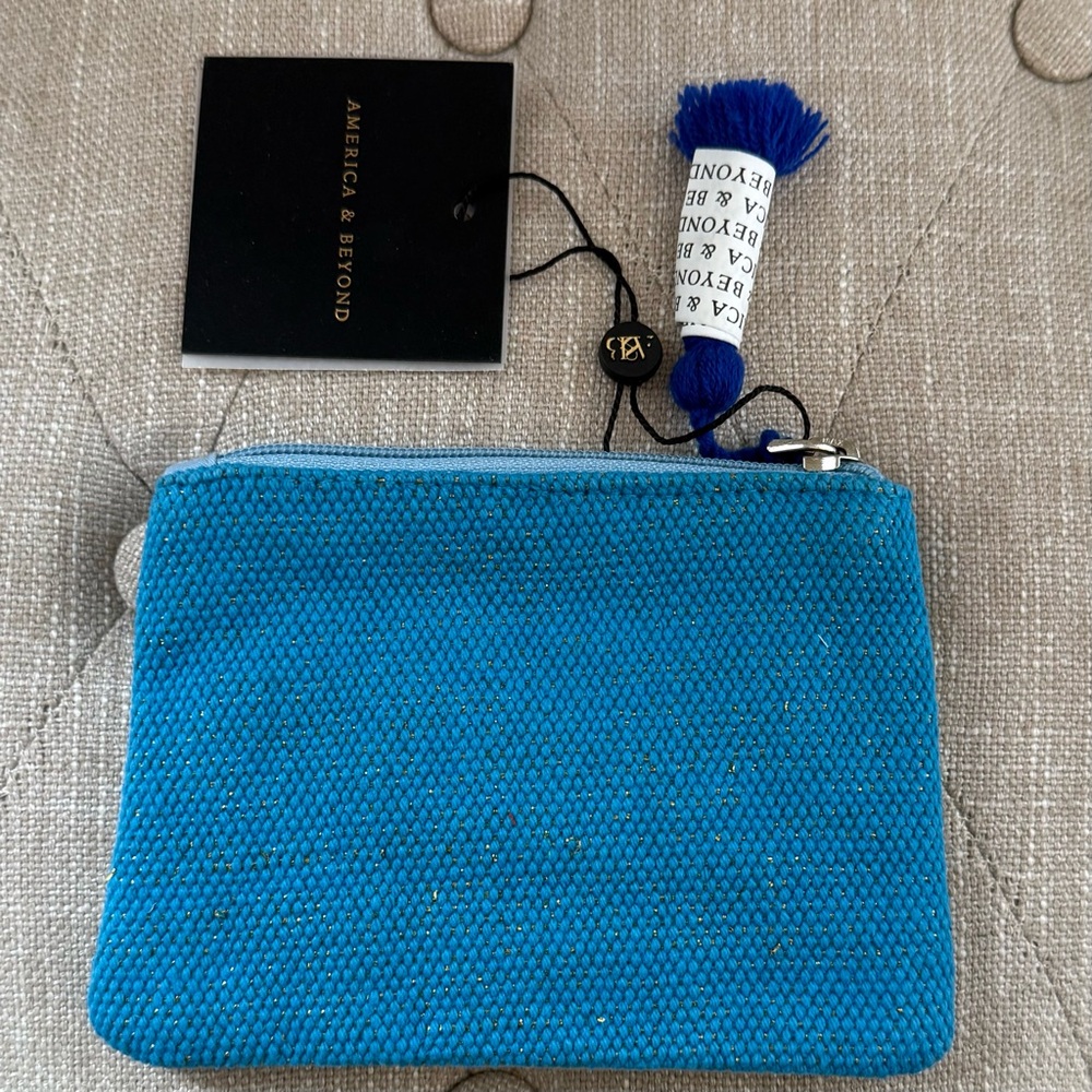 America & Beyond Beaded "BEACH" Coin Pouch - Tropical Fruit Tassel - Picture 3 of 4